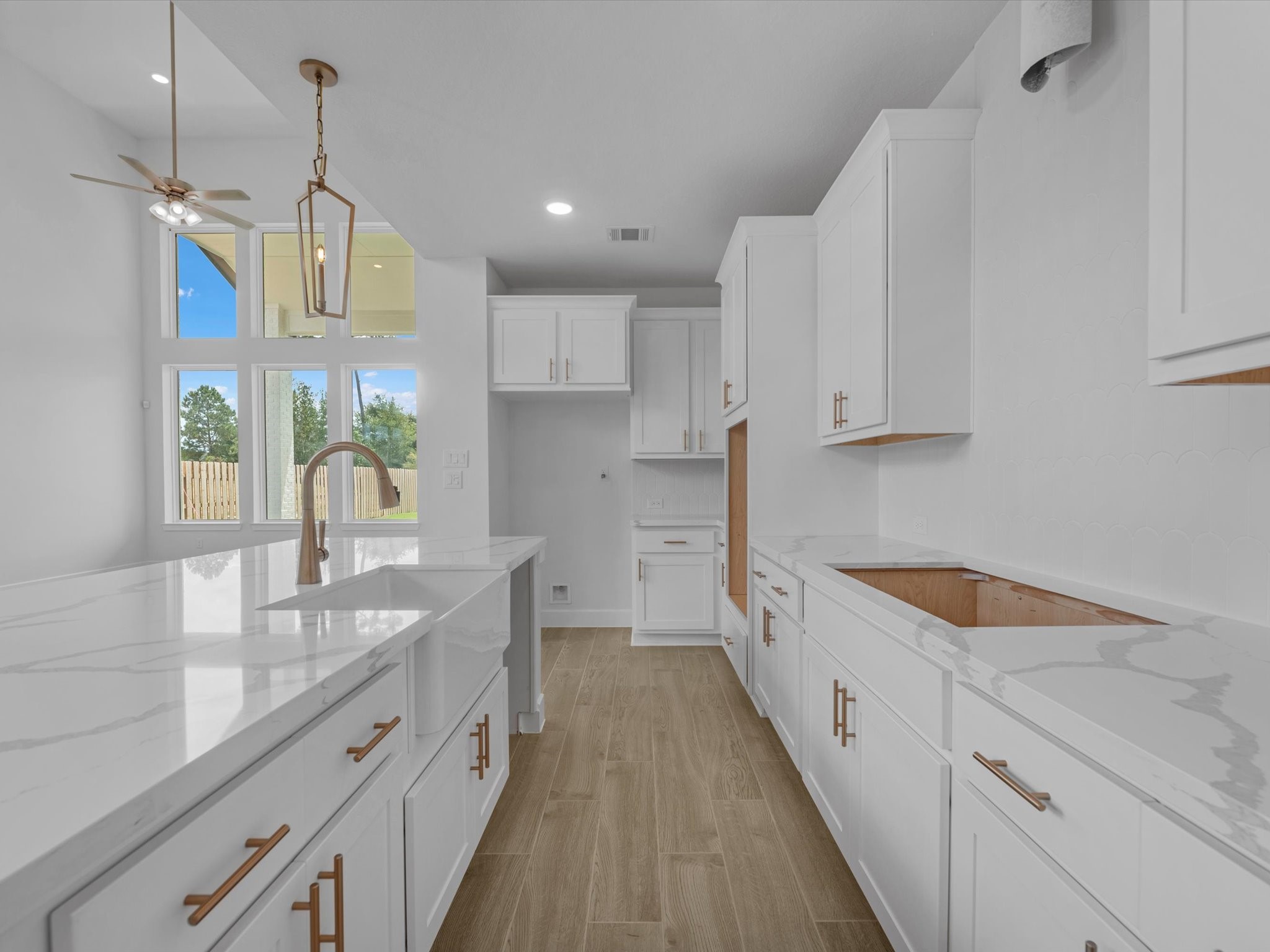 2018 Escobar Street Property Photo 7