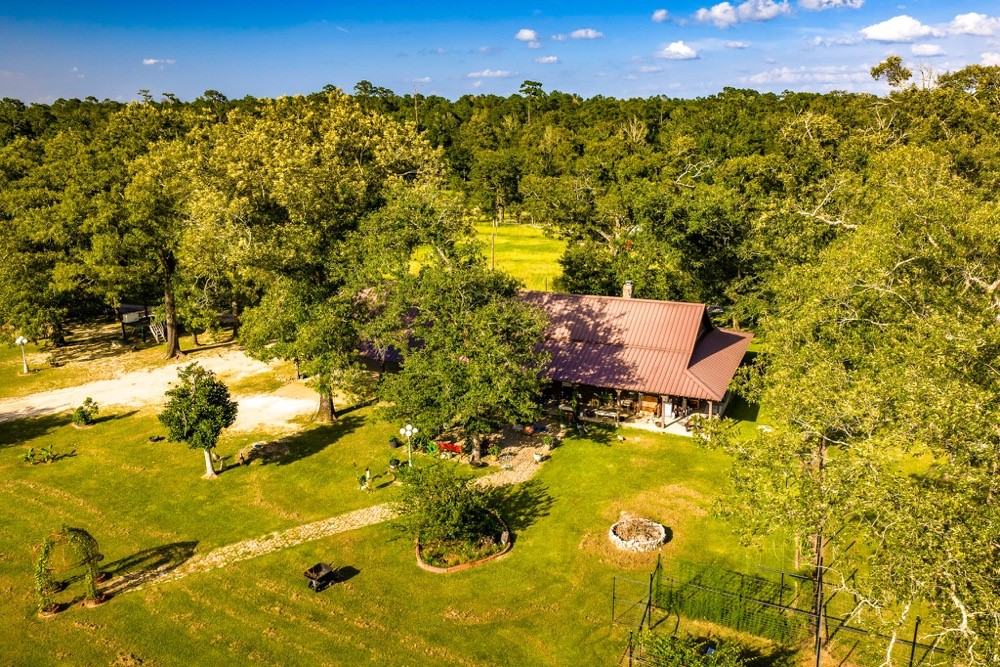 1017 County Road 4650 Property Photo 6