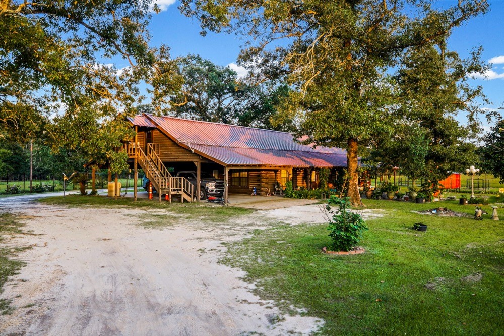 1017 County Road 4650 Property Photo 21
