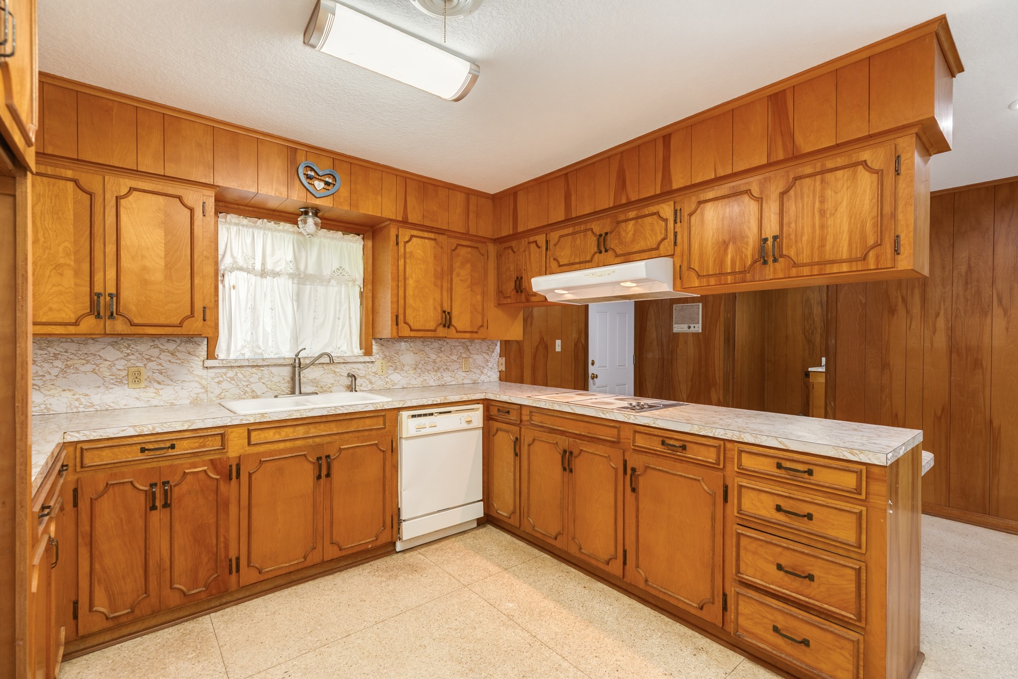 120 Southern Oaks Drive Property Photo 19