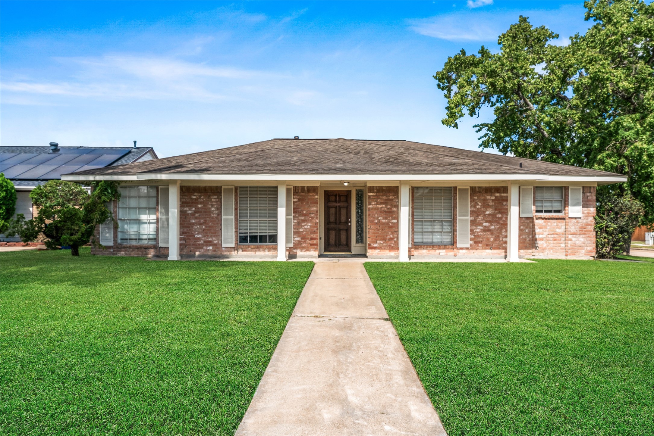 6902 Addicks Clodine Road Property Photo 1