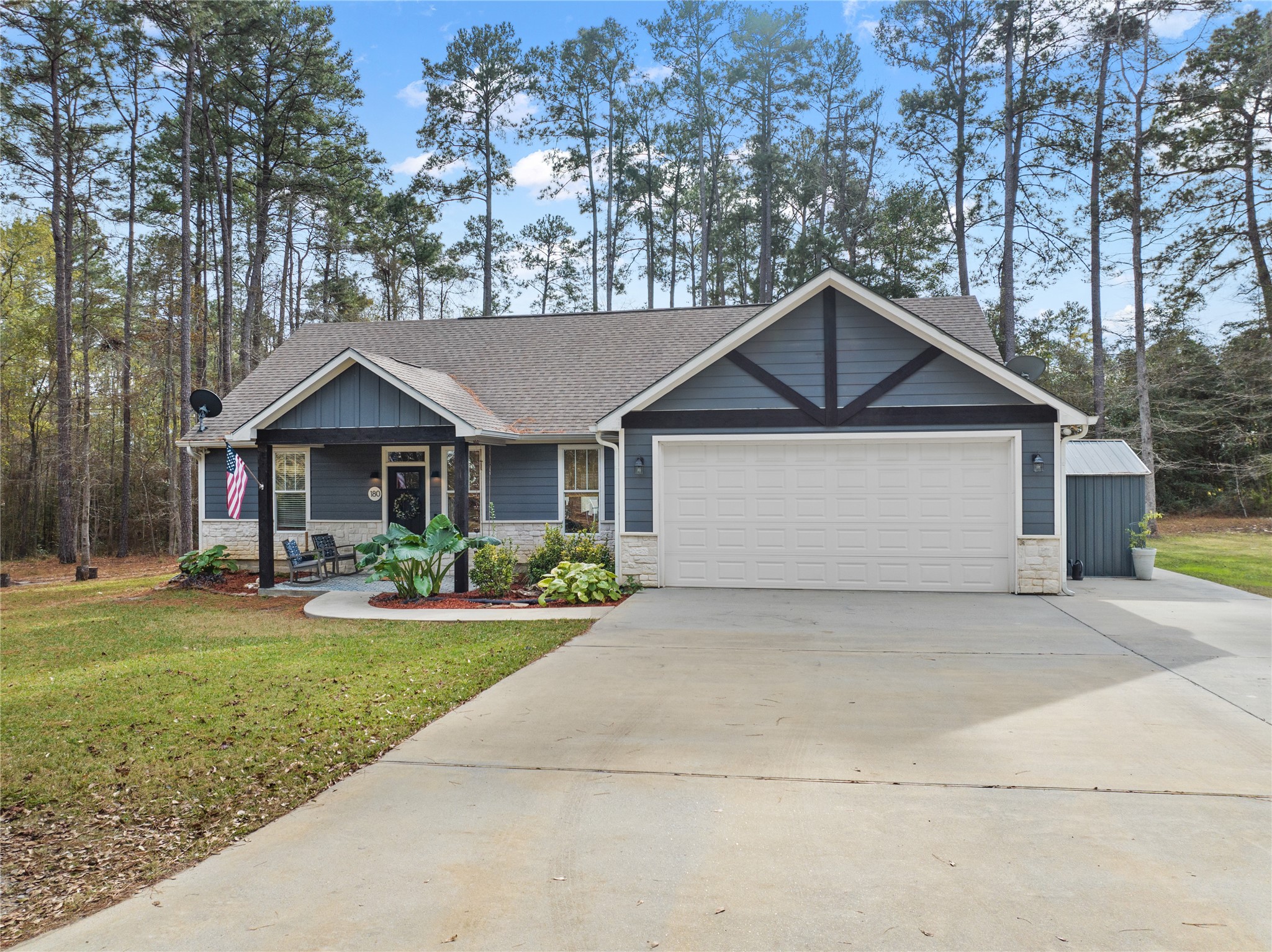 180 Breezeway Drive Property Photo 1
