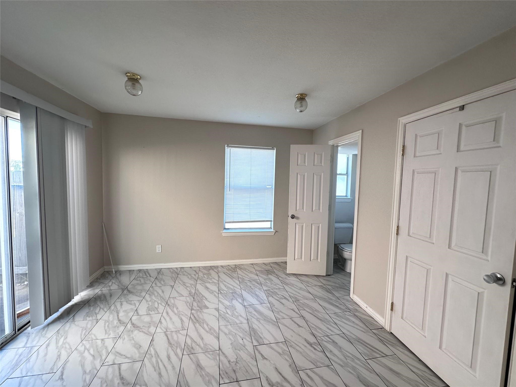12418 Sunlit Wood Way Property Photo 18