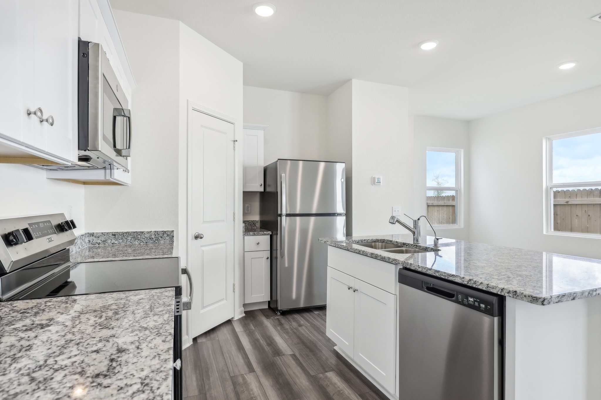 20415 Arches Road Property Photo 4
