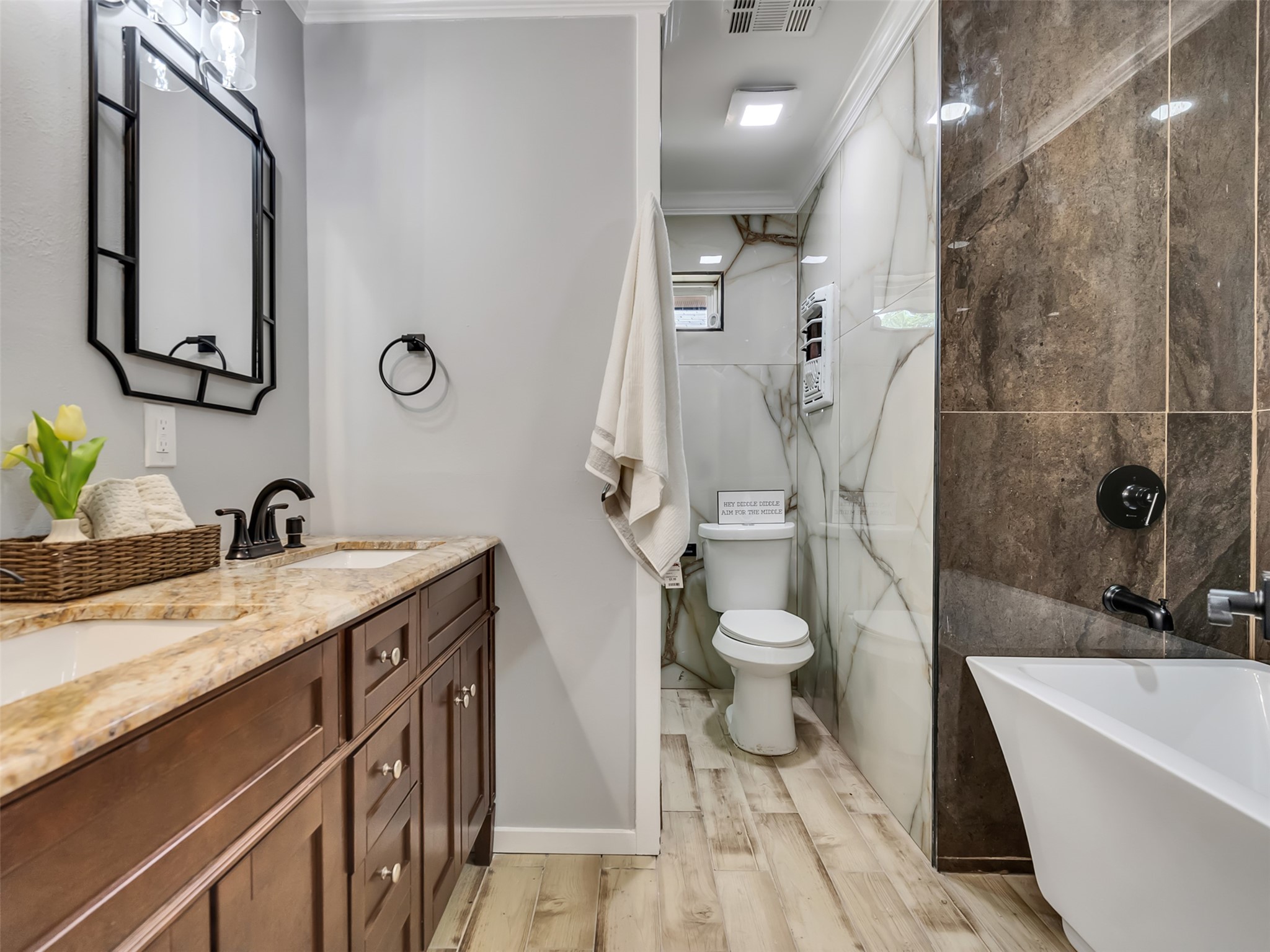 5402 Libbey Lane Property Photo 13