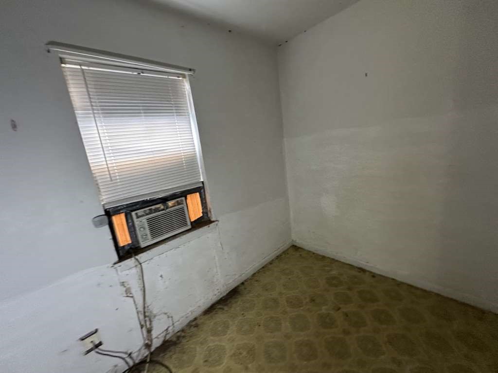 354 S 9th Street Property Photo 4