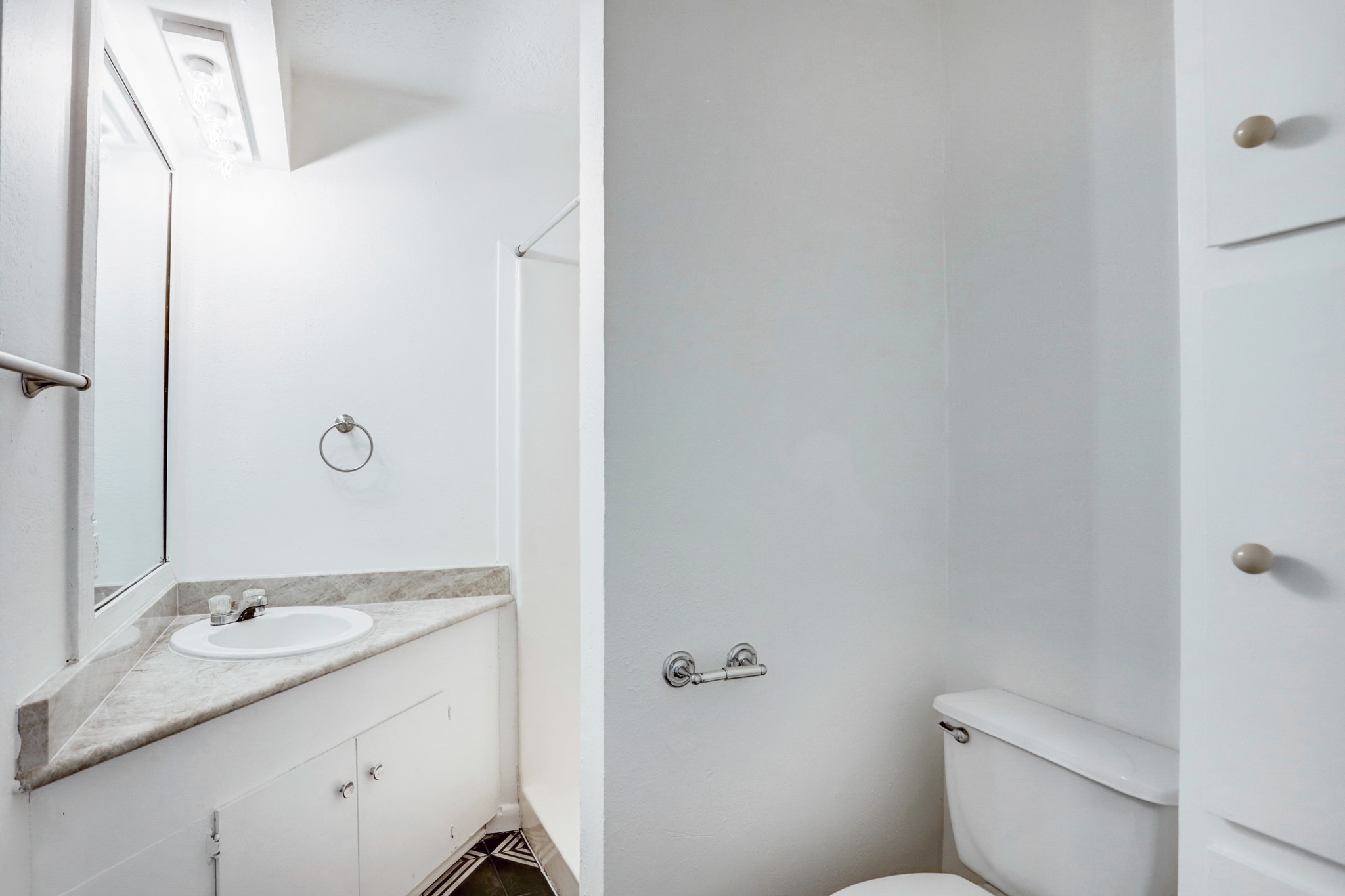 606 Enid Street 1/2a Property Photo 10