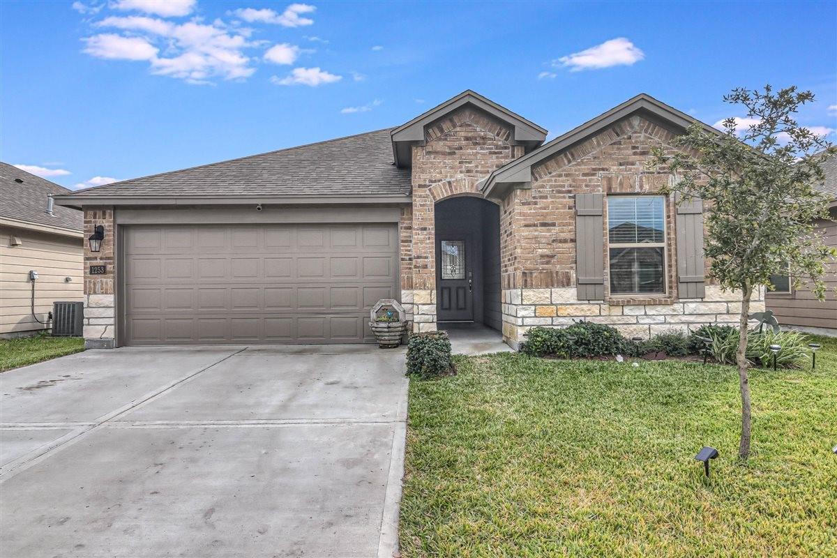 1253 Breebry Drive, Corpus Christi Tx 78415 Property Photo 1