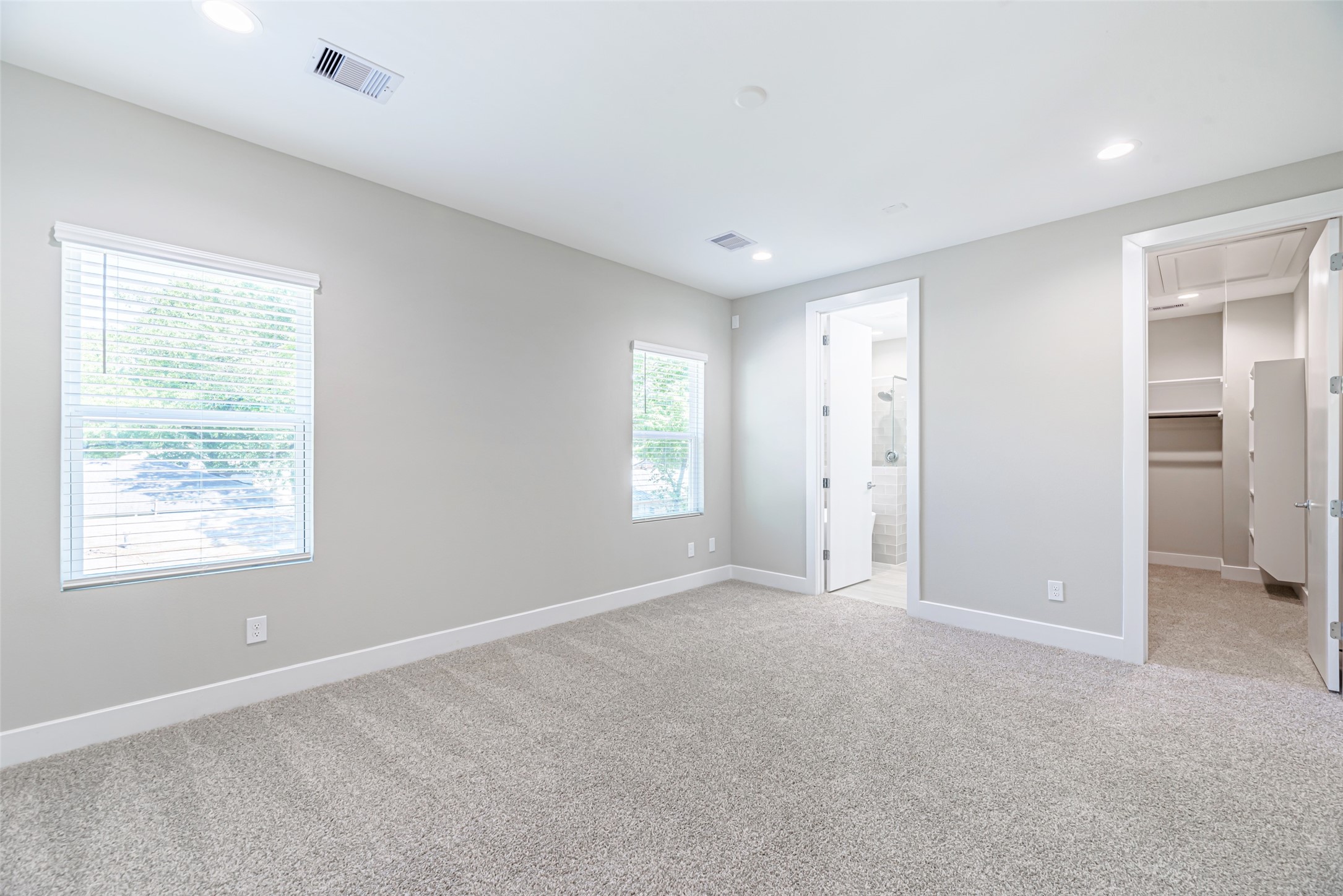 240 Julia Street D Property Photo 15