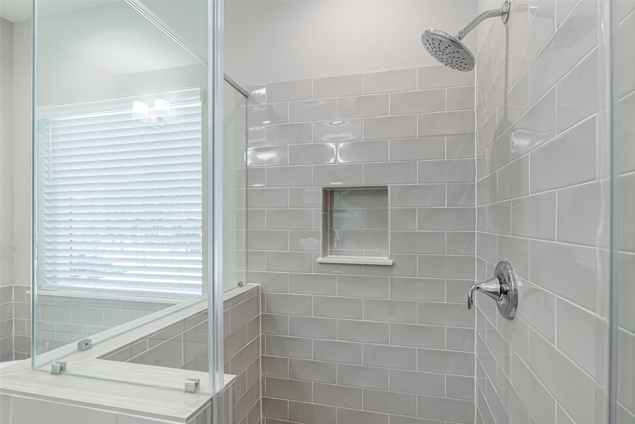 240 Julia Street D Property Photo 17