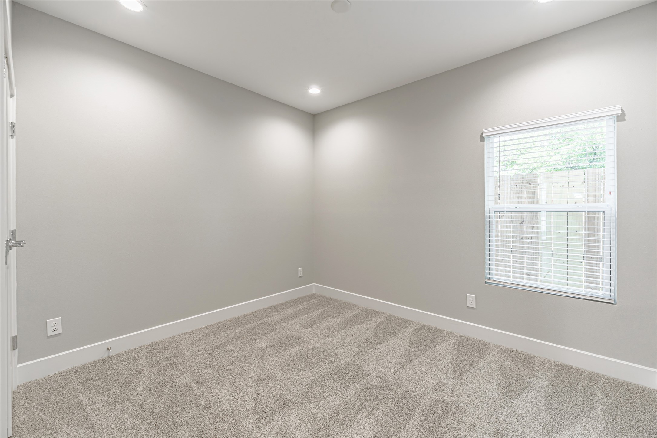 240 Julia Street D Property Photo 30