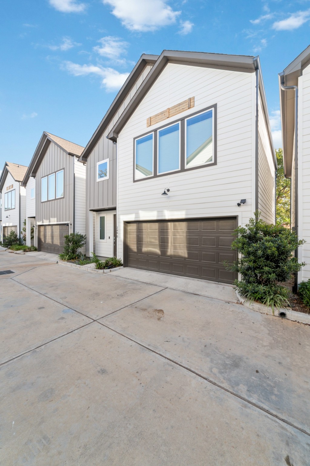 240 Julia Street D Property Photo 33