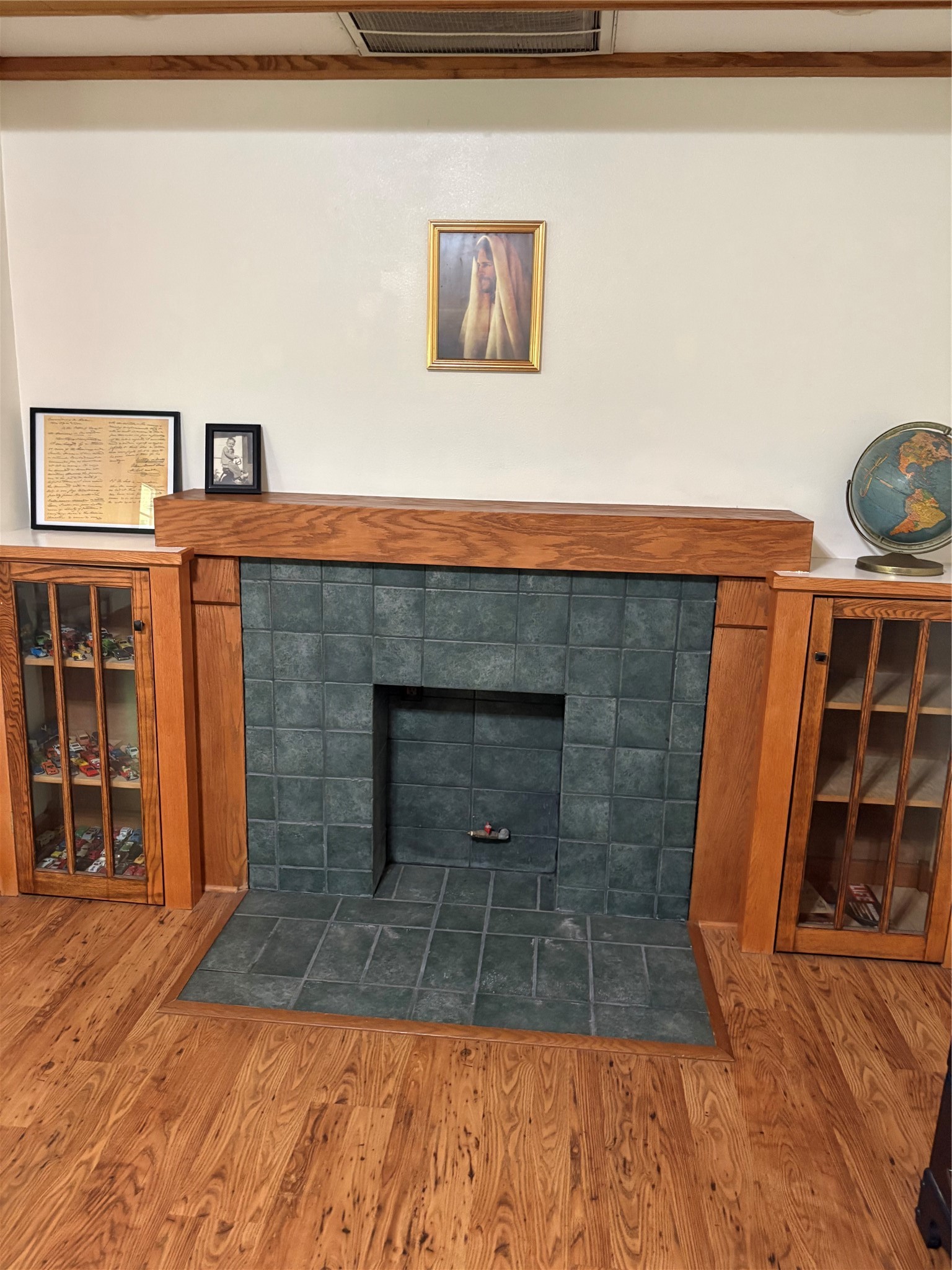 165 Ivory Tower Property Photo 5