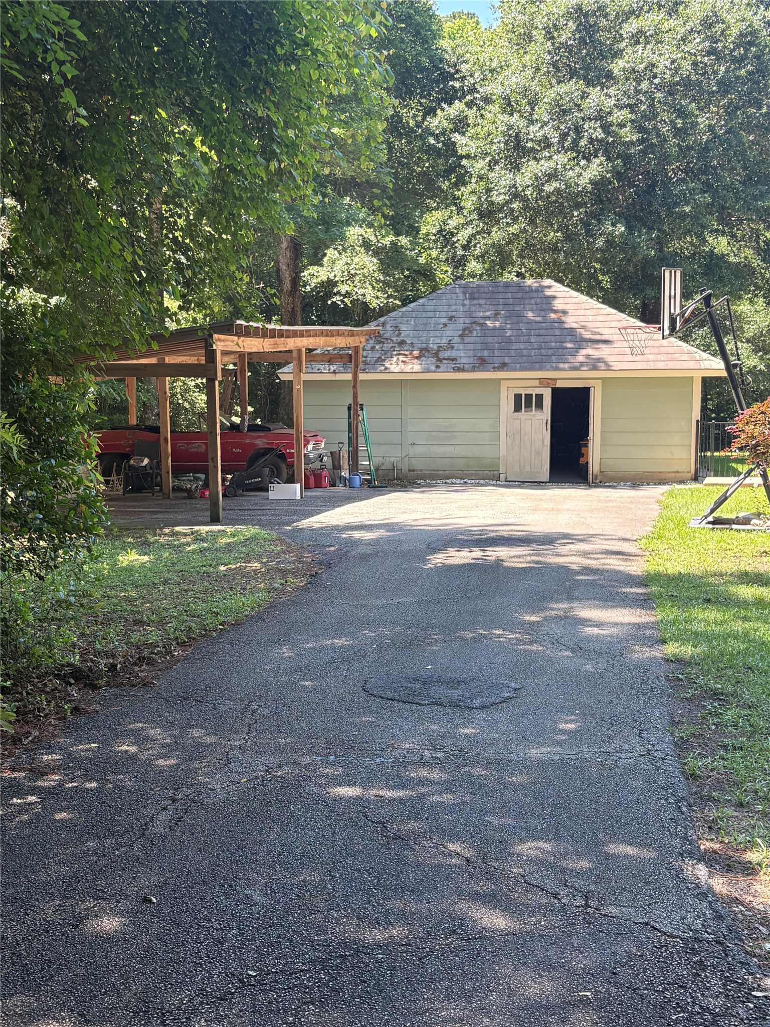 165 Ivory Tower Property Photo 24
