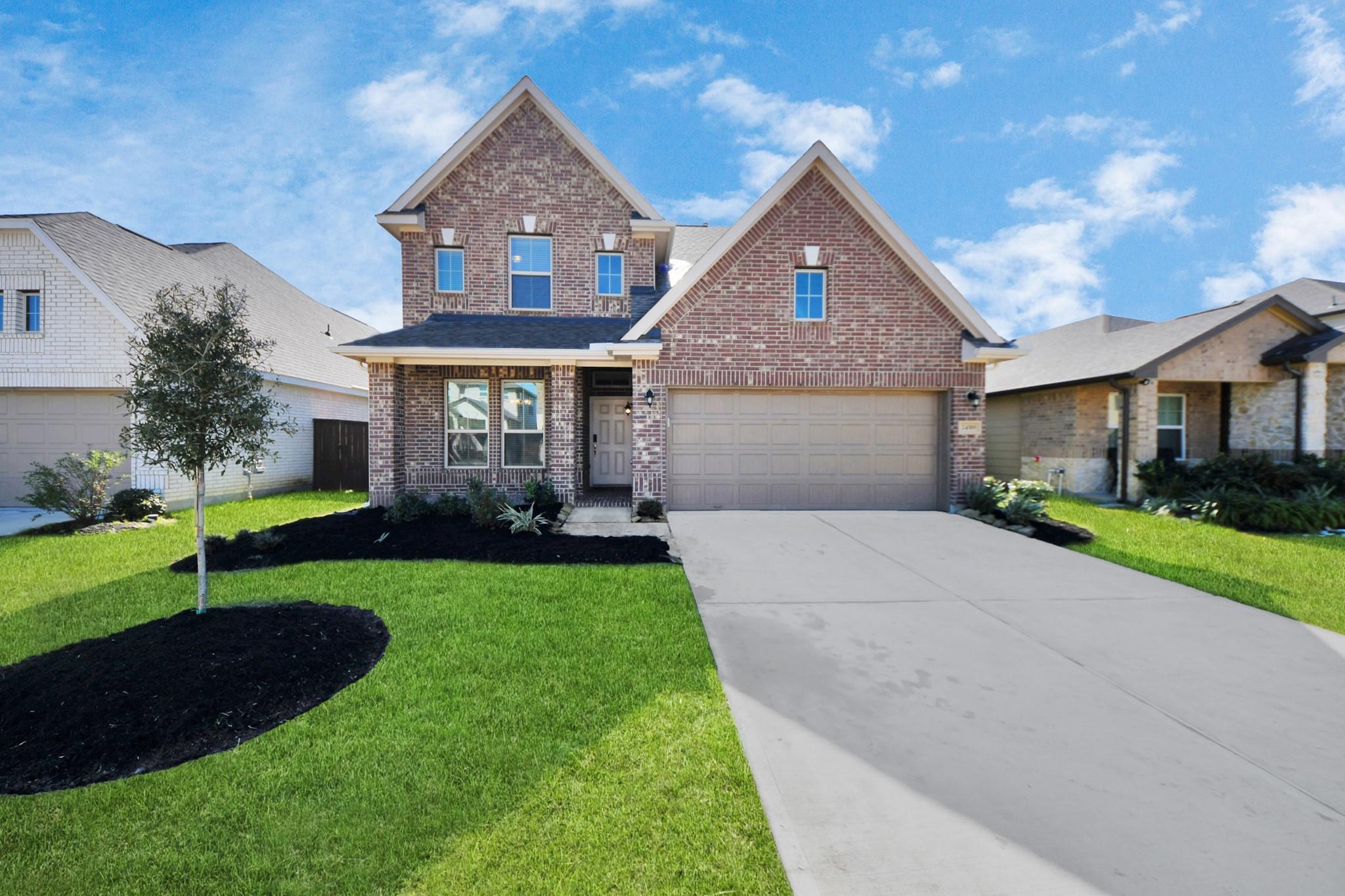 24319 Wild Bramble Lane Property Photo 1