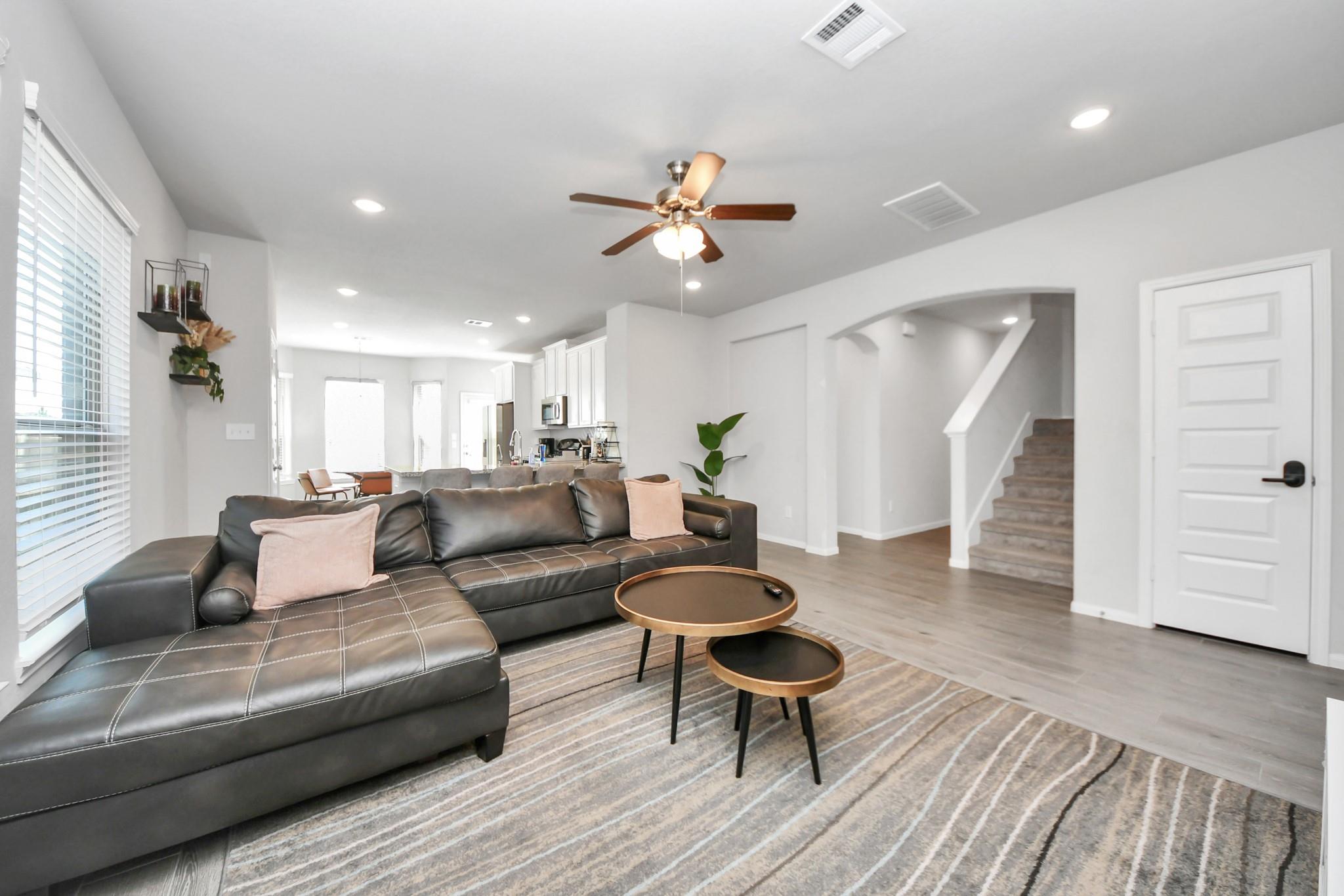 24319 Wild Bramble Lane Property Photo 8