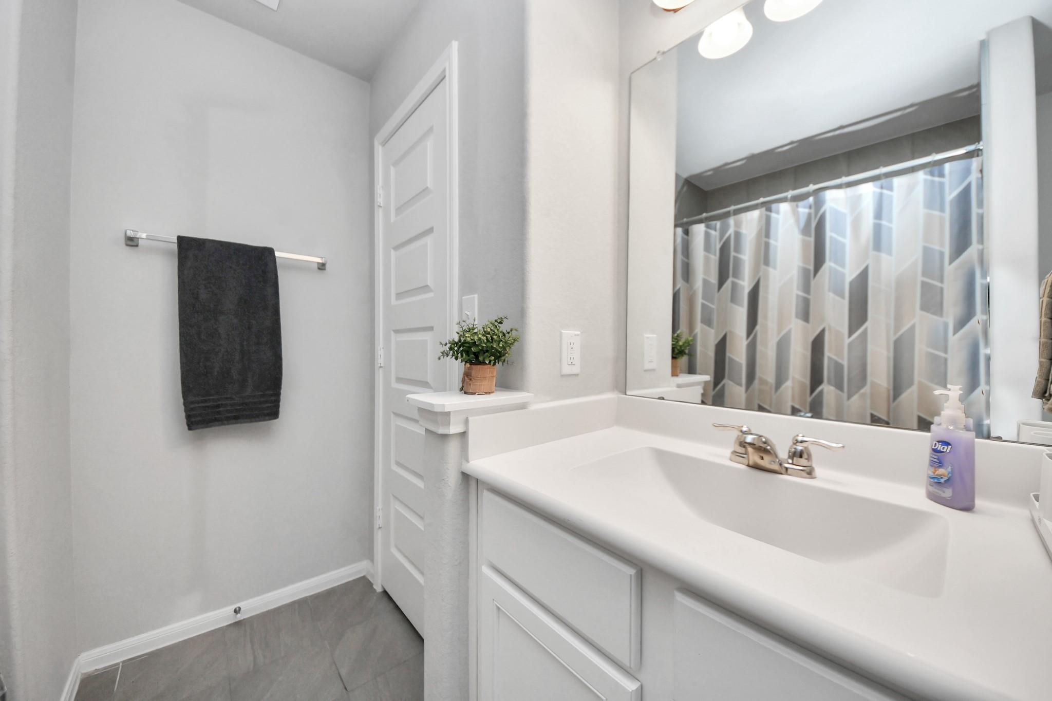 24319 Wild Bramble Lane Property Photo 18