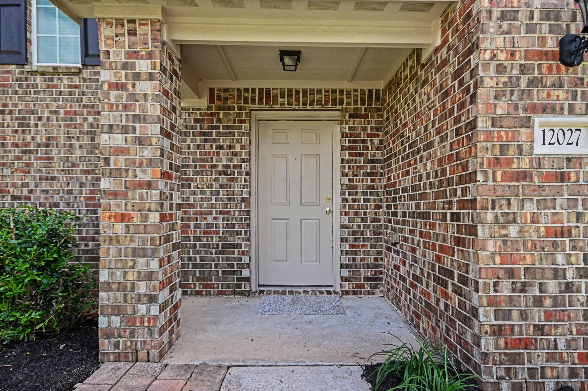 12027 Windage Drive Property Photo 5