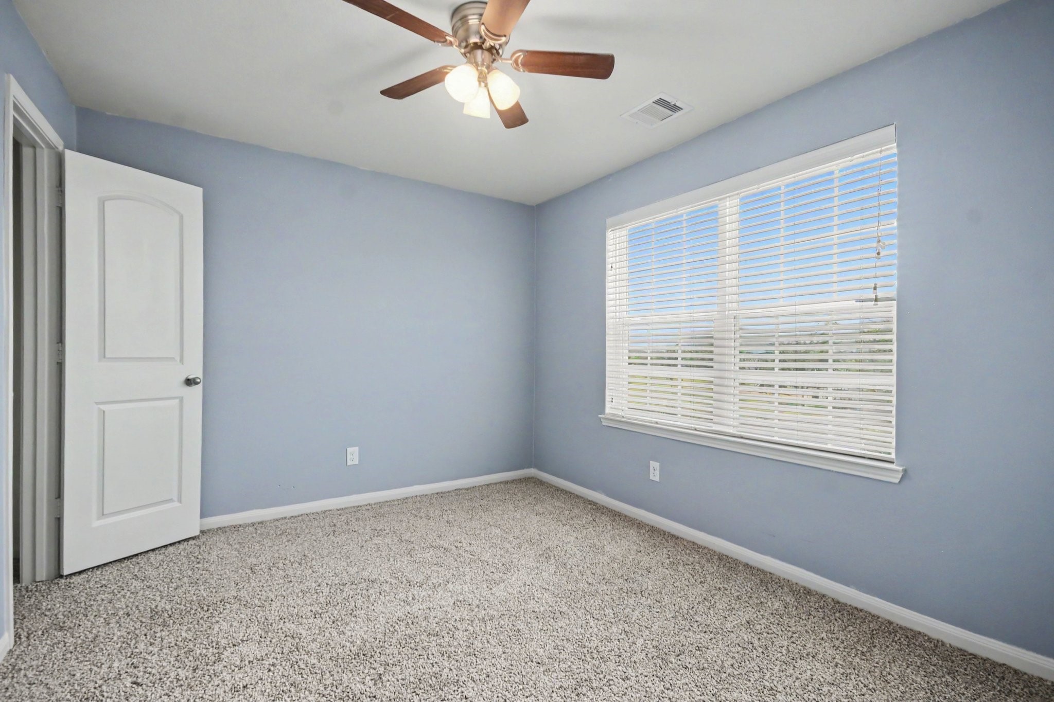 12027 Windage Drive Property Photo 19