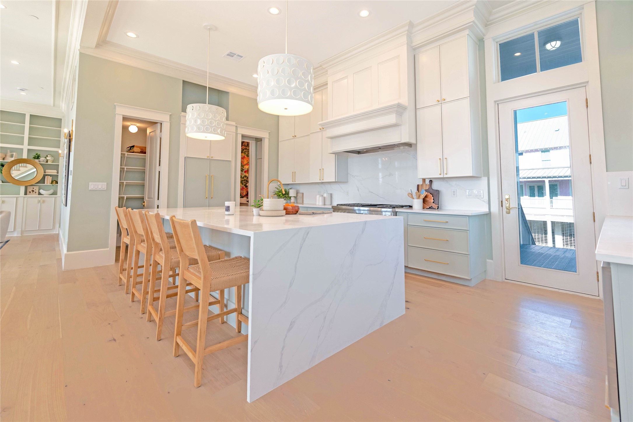 11610 Beachside Property Photo 9