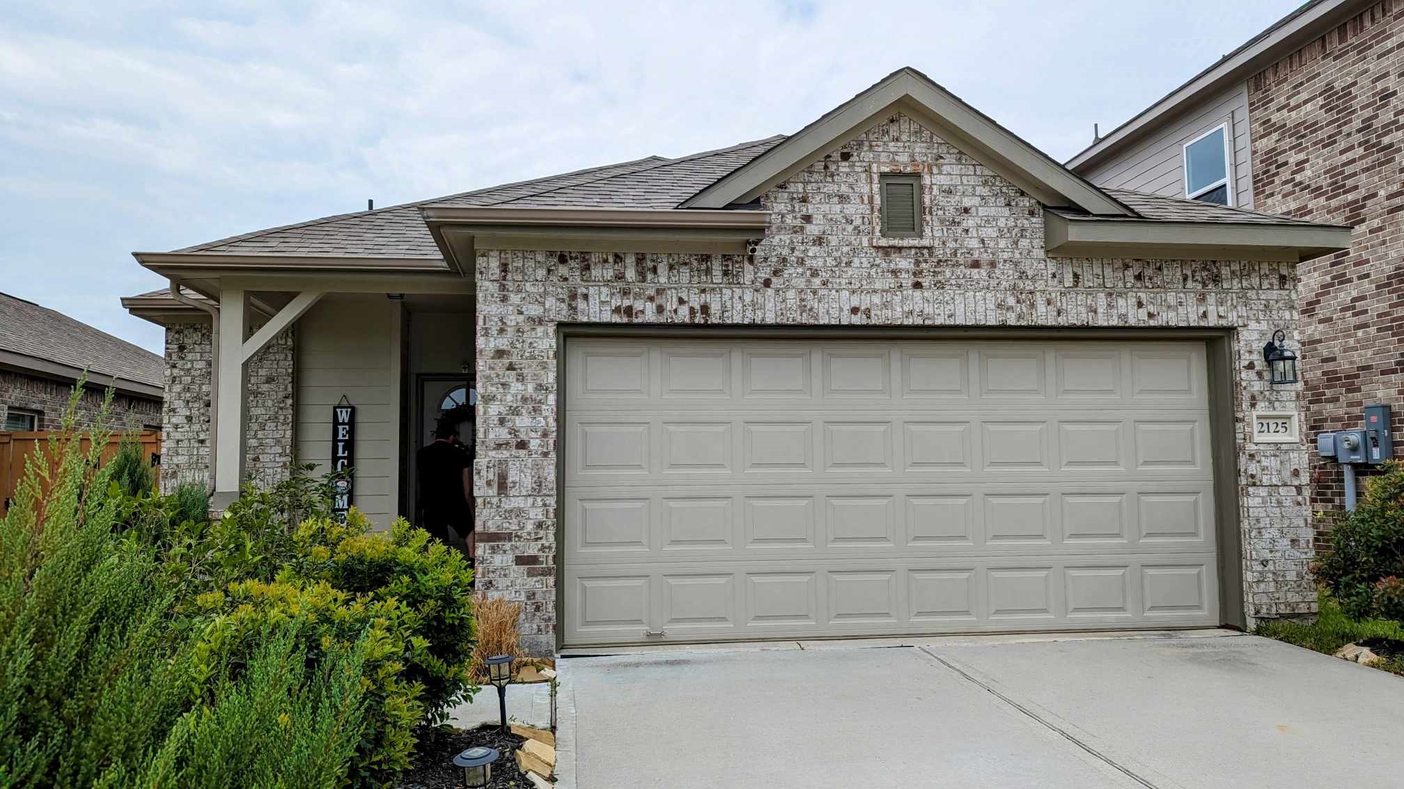 2125 Windy Grove Drive Property Photo 1