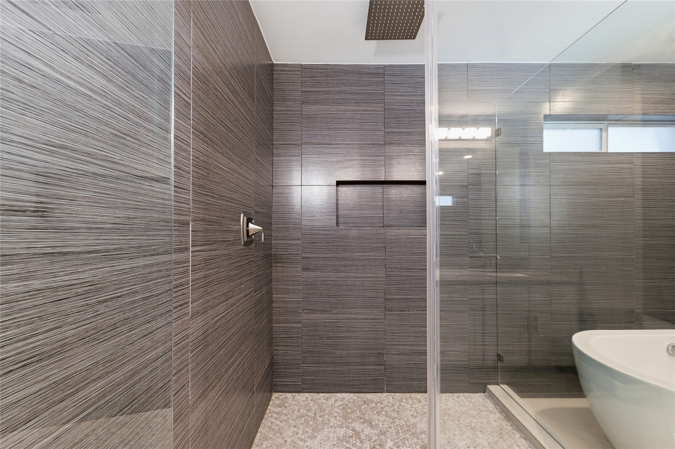 703 Queensmill Court Property Photo 25