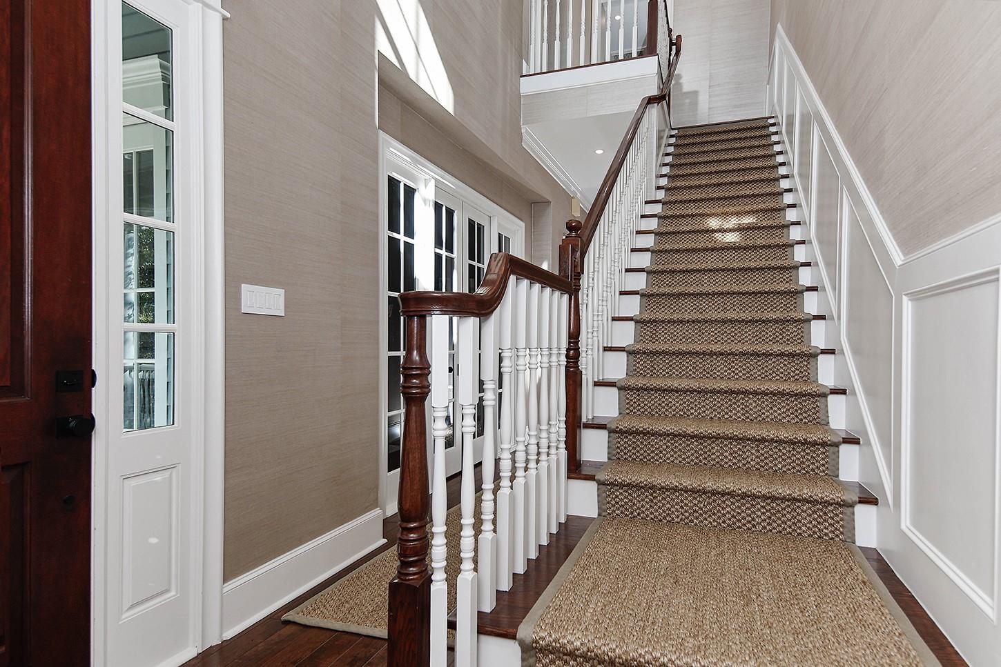 56 N Bay Boulevard, The Woodlands Tx 77380 Property Photo 5