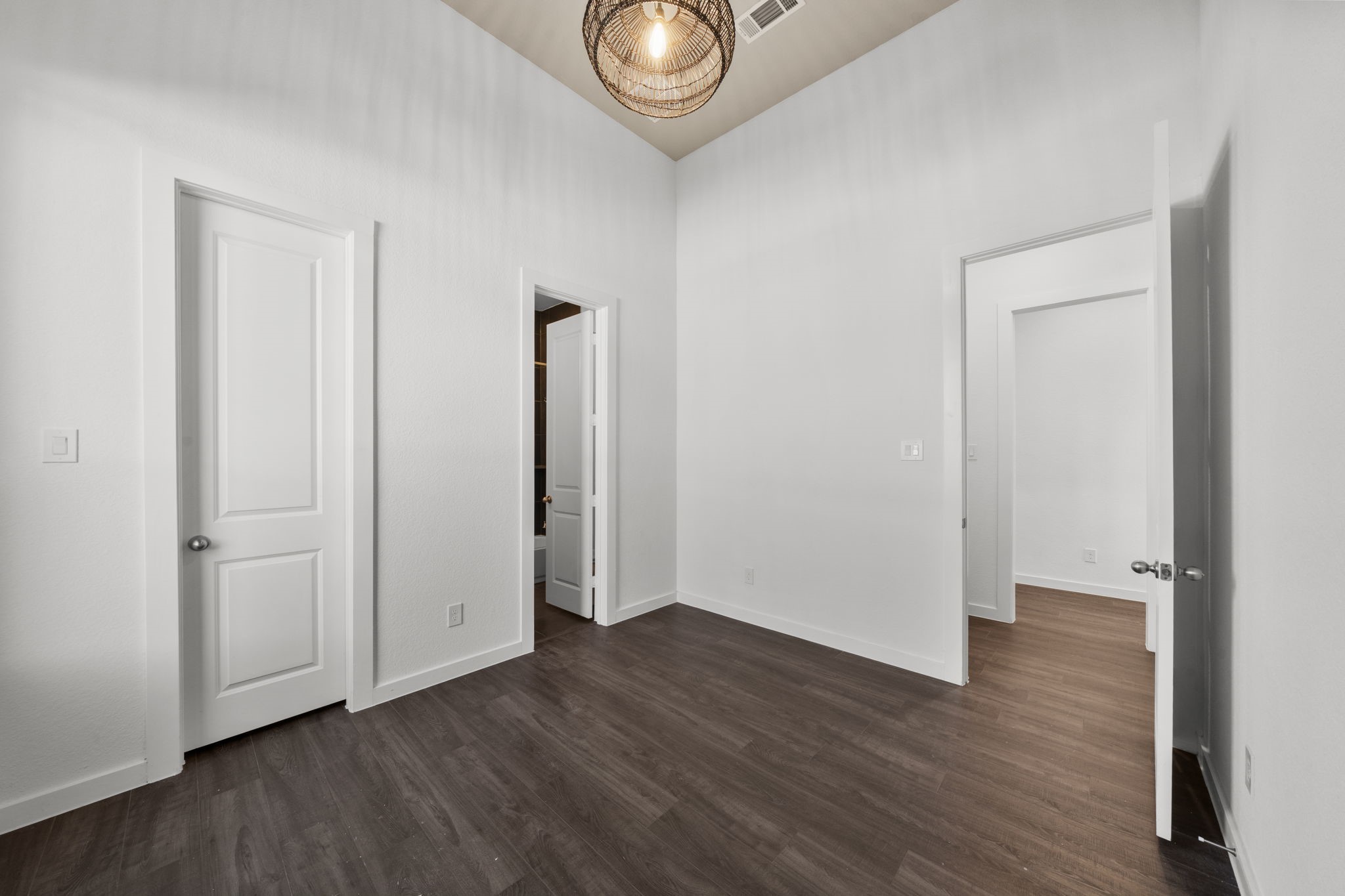 7219 Sylvan Birch Trail Property Photo 23