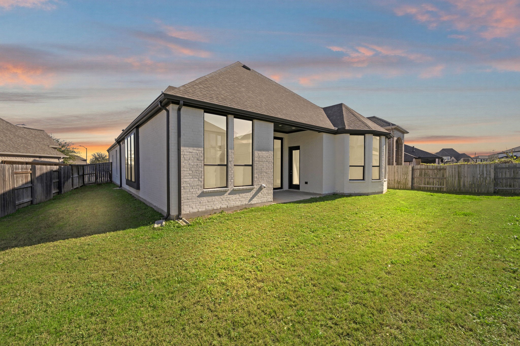 7219 Sylvan Birch Trail Property Photo 38