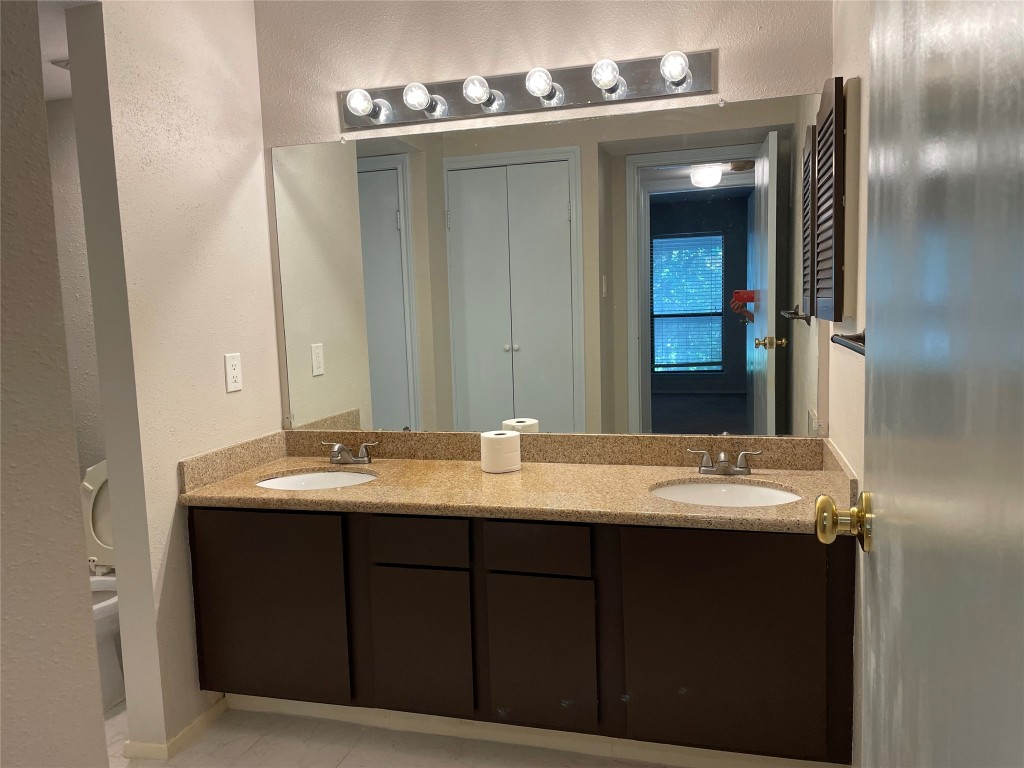7950 N Stadium Drive 210 Property Photo 14