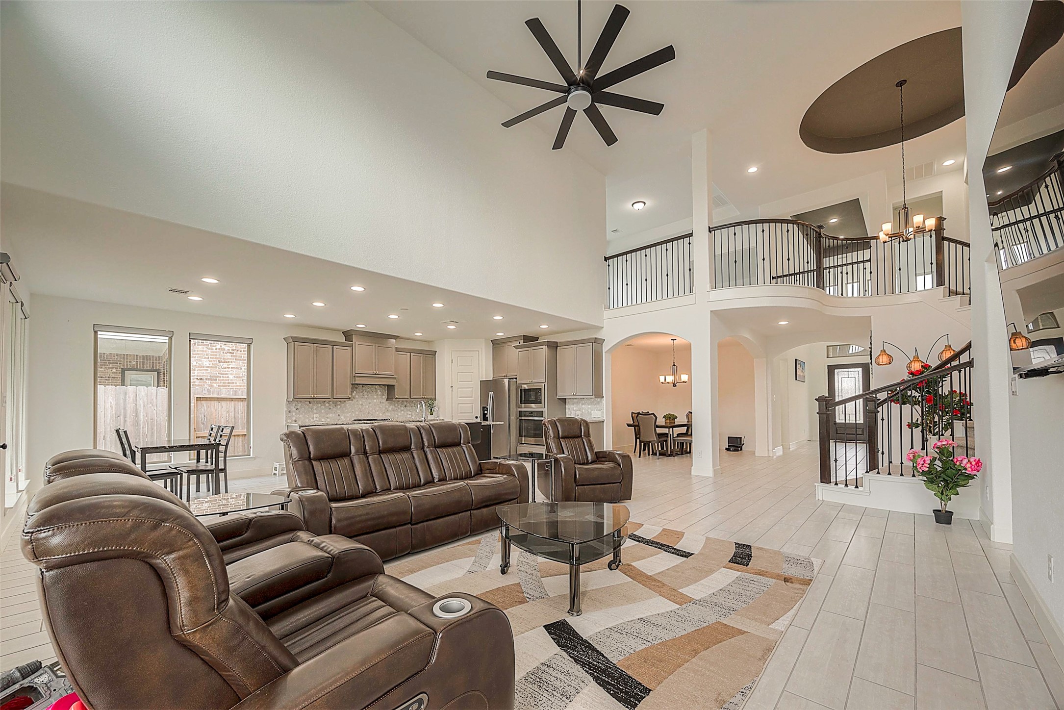 26119 Radiant River Trail Property Photo 13