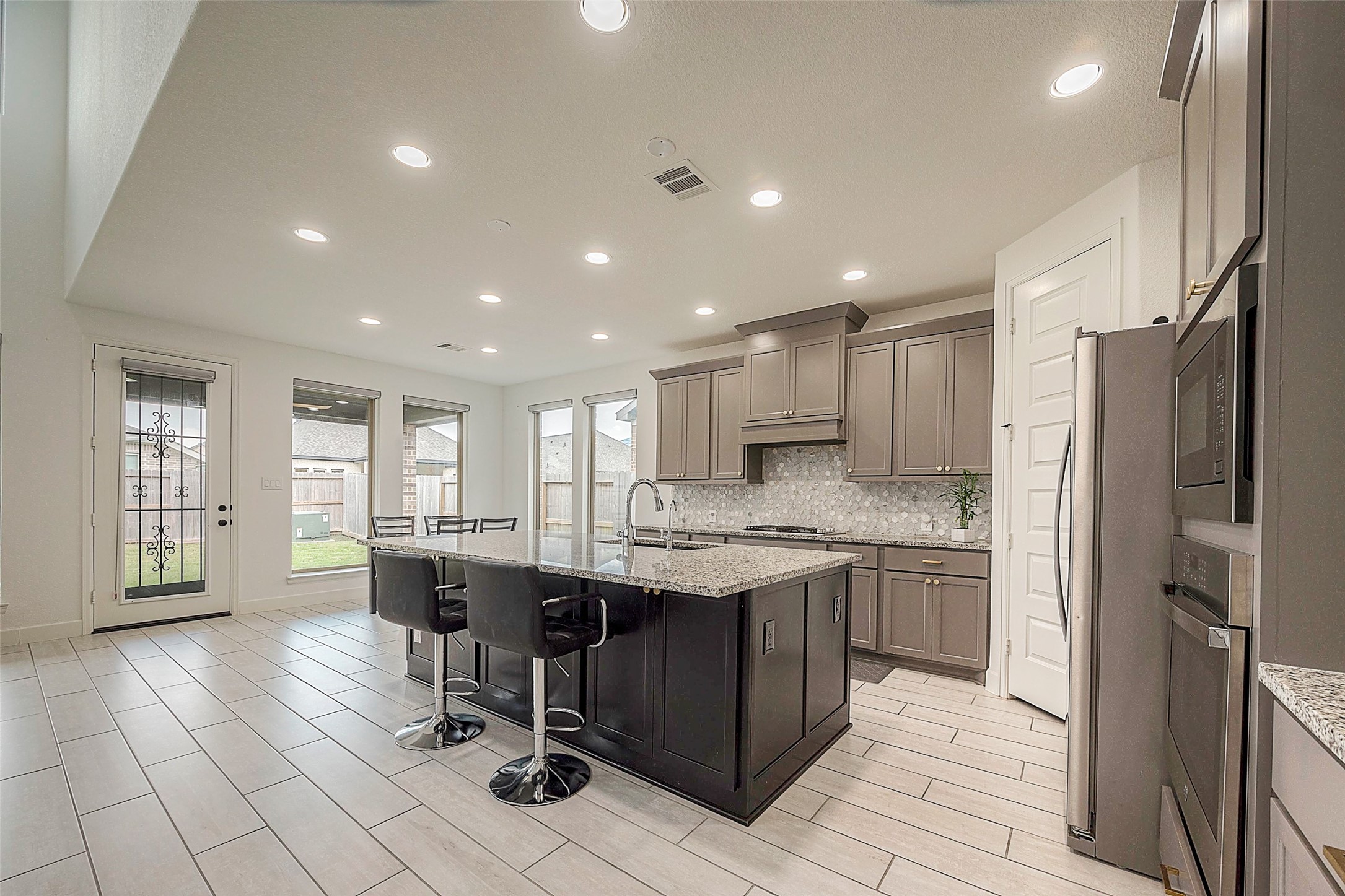 26119 Radiant River Trail Property Photo 14