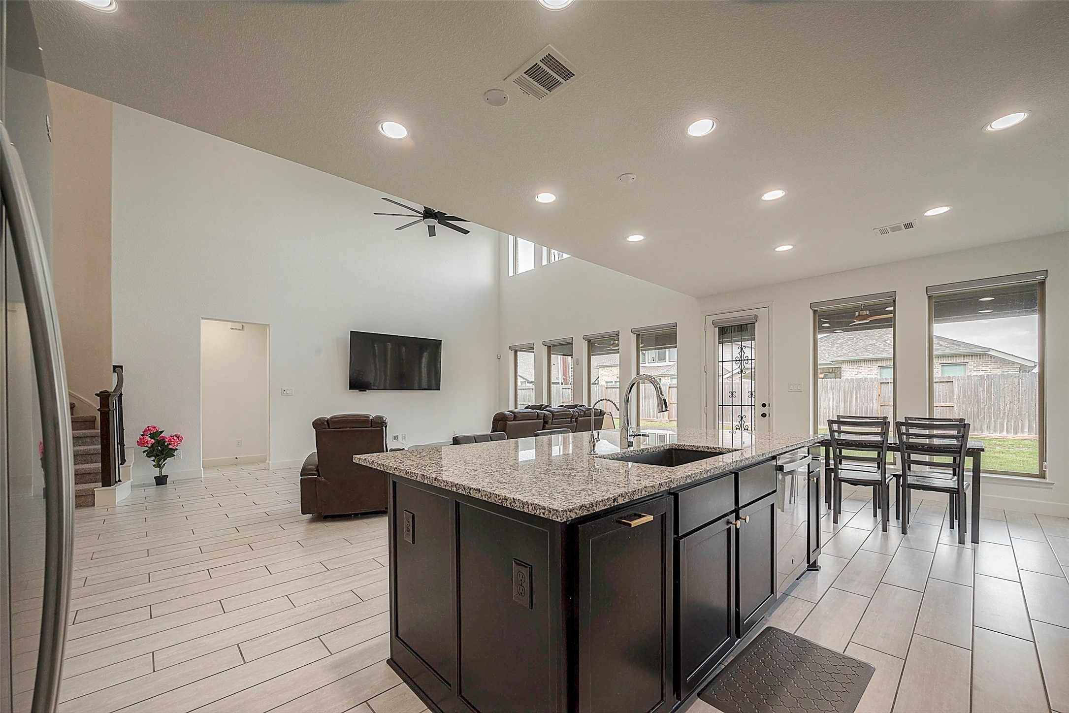 26119 Radiant River Trail Property Photo 16
