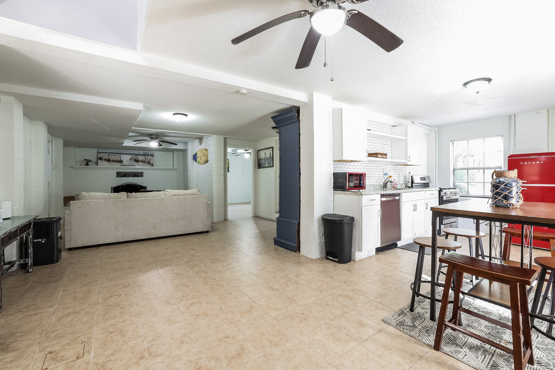2219 72nd Street B Property Photo 3