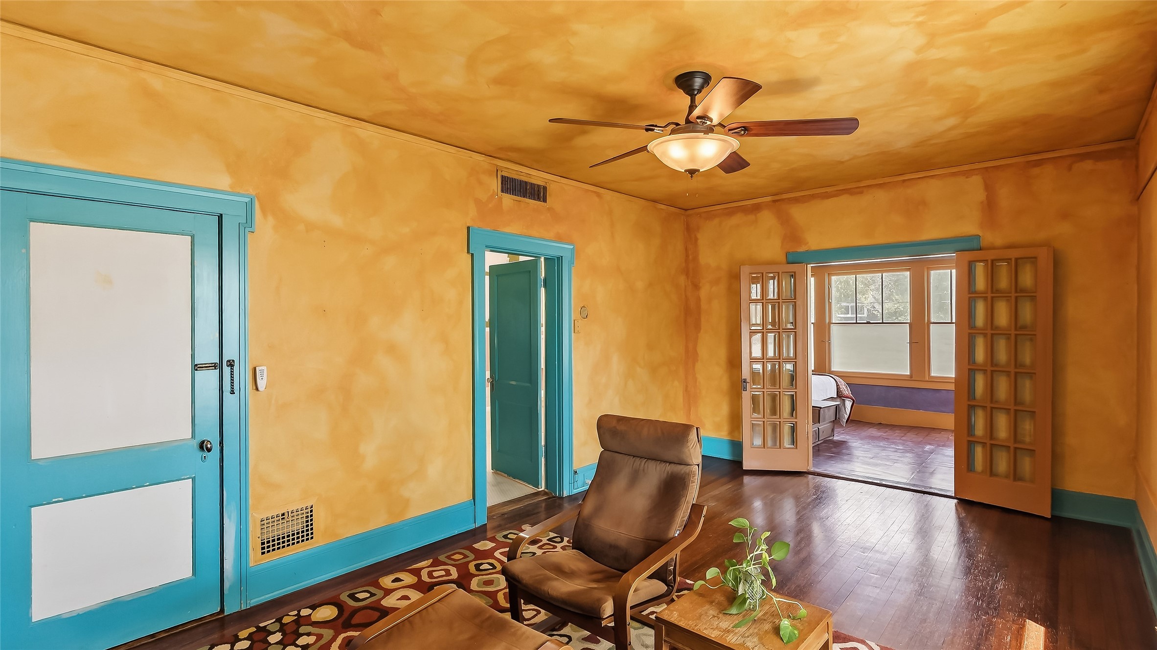 108 N Sterling Avenue Property Photo 35