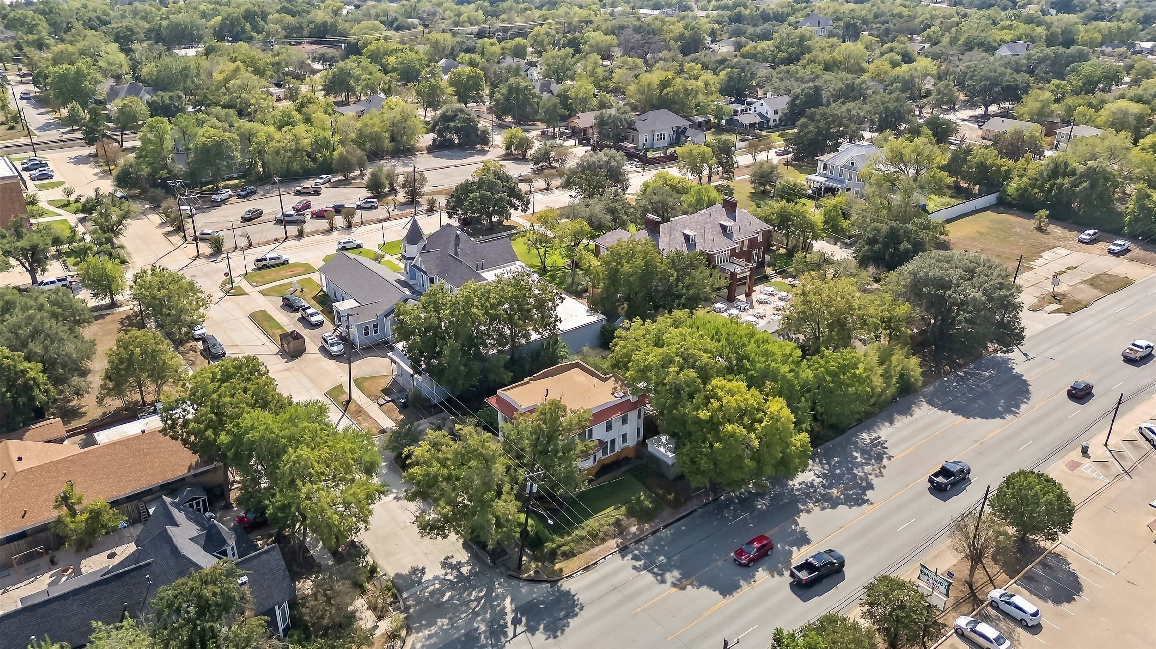 108 N Sterling Avenue Property Photo 47
