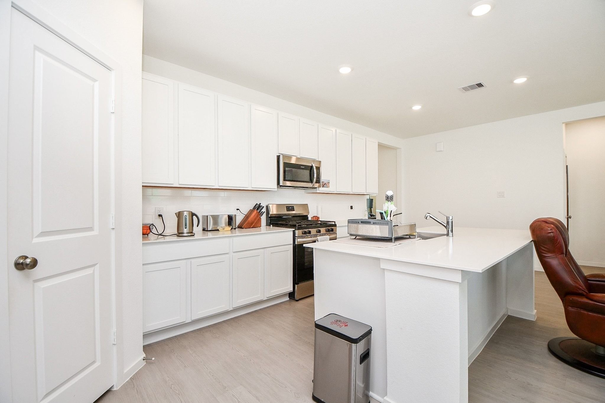 26610 Coast Redwood Drive Property Photo 12