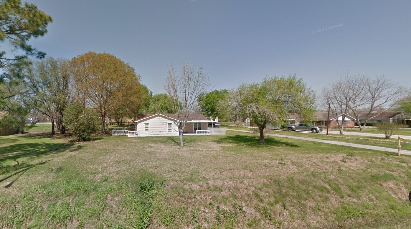 10275 N H Street Property Photo