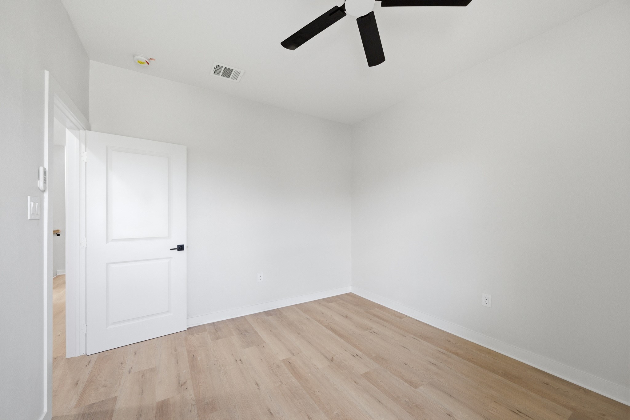 9735 Pelsey Street Property Photo 29