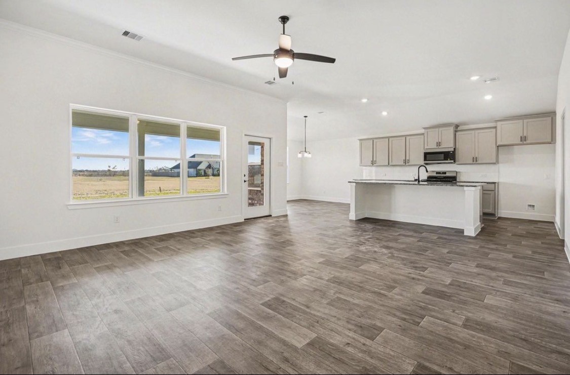 40181 Spyglass Hill Drive Property Photo 2