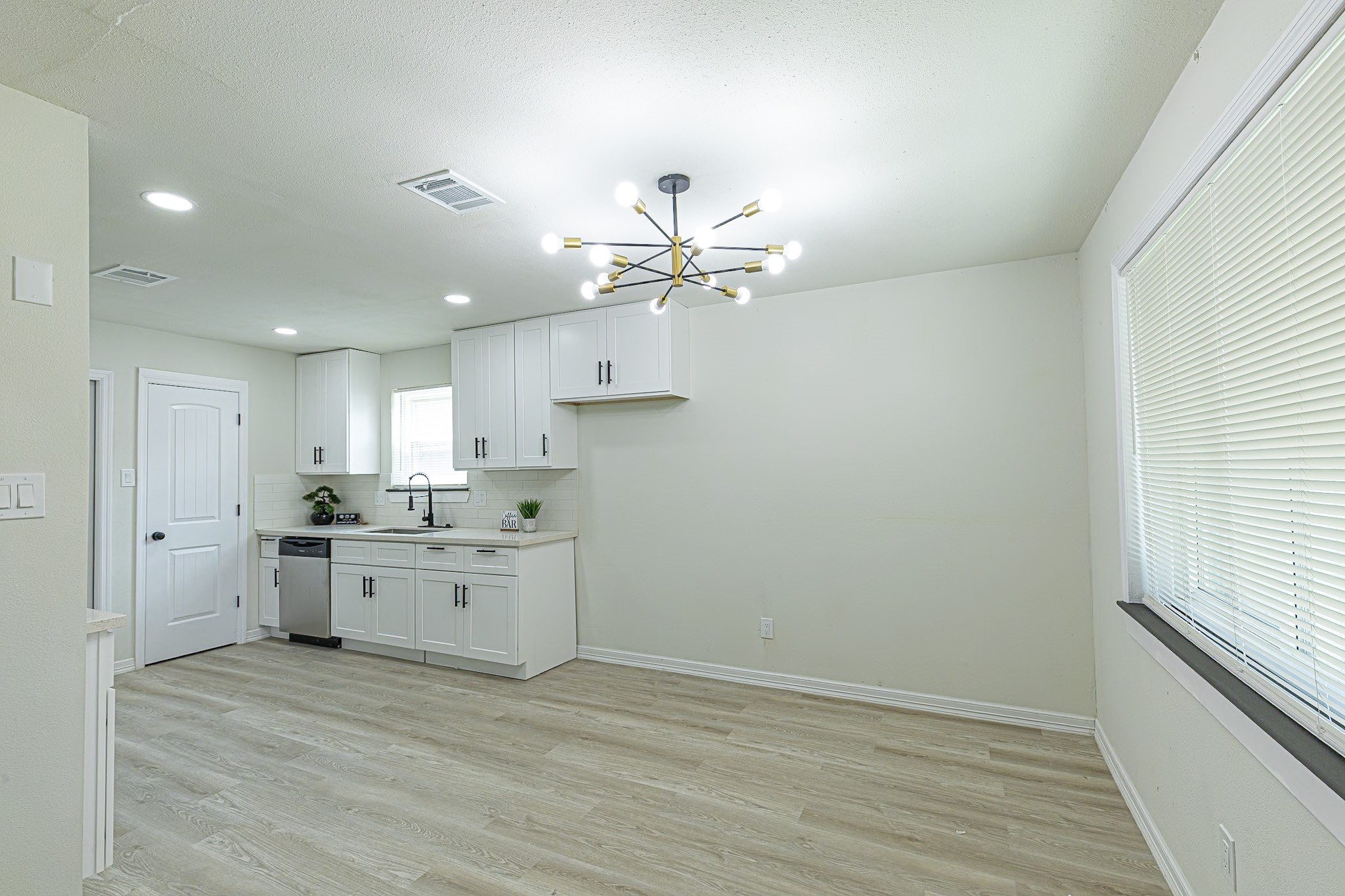 2158 Beaver Bend Road Property Photo 9
