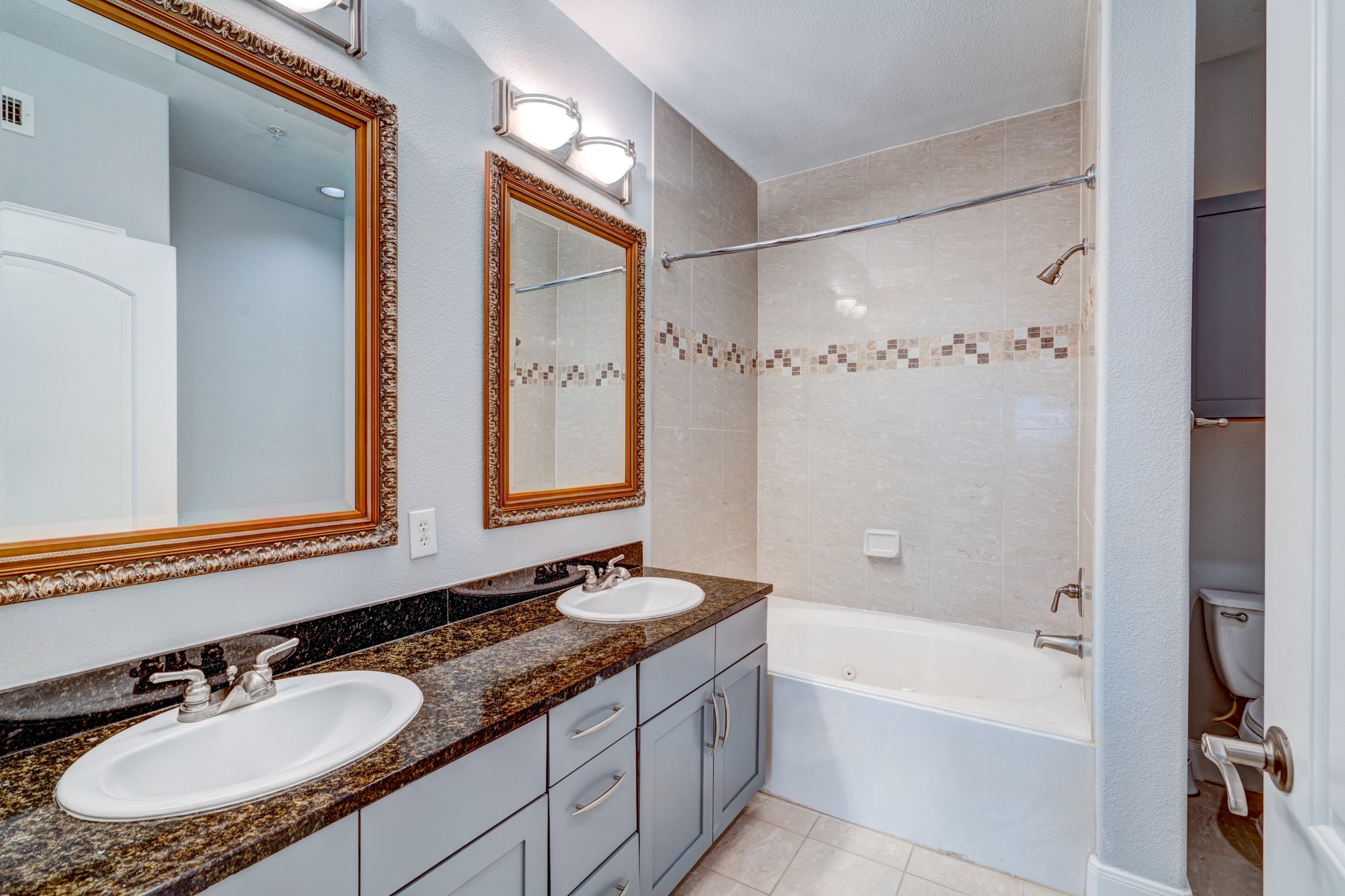 2299 Lone Star Drive 108 Property Photo 16