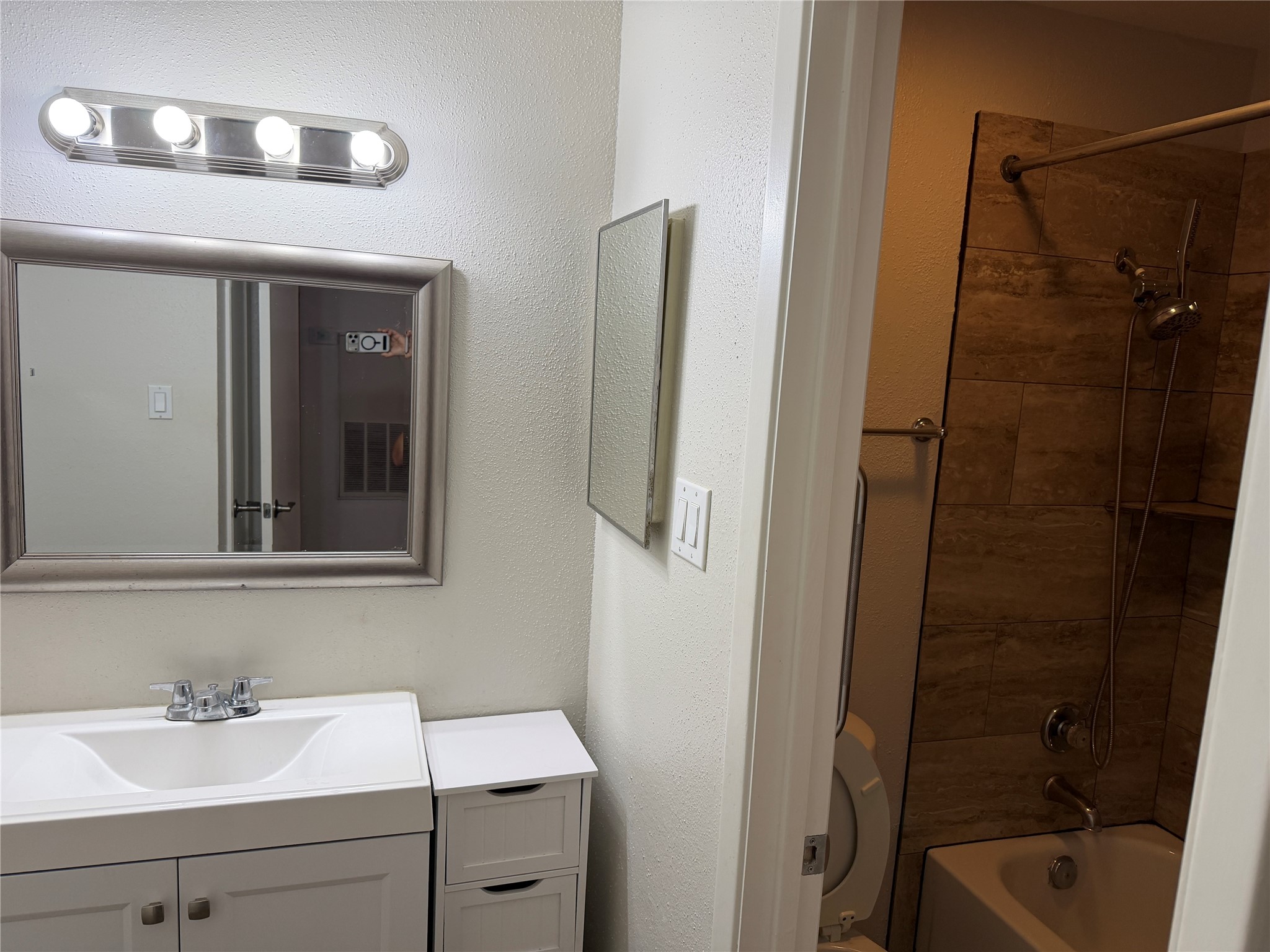 18800 Egret Bay Boulevard 905 Property Photo 8