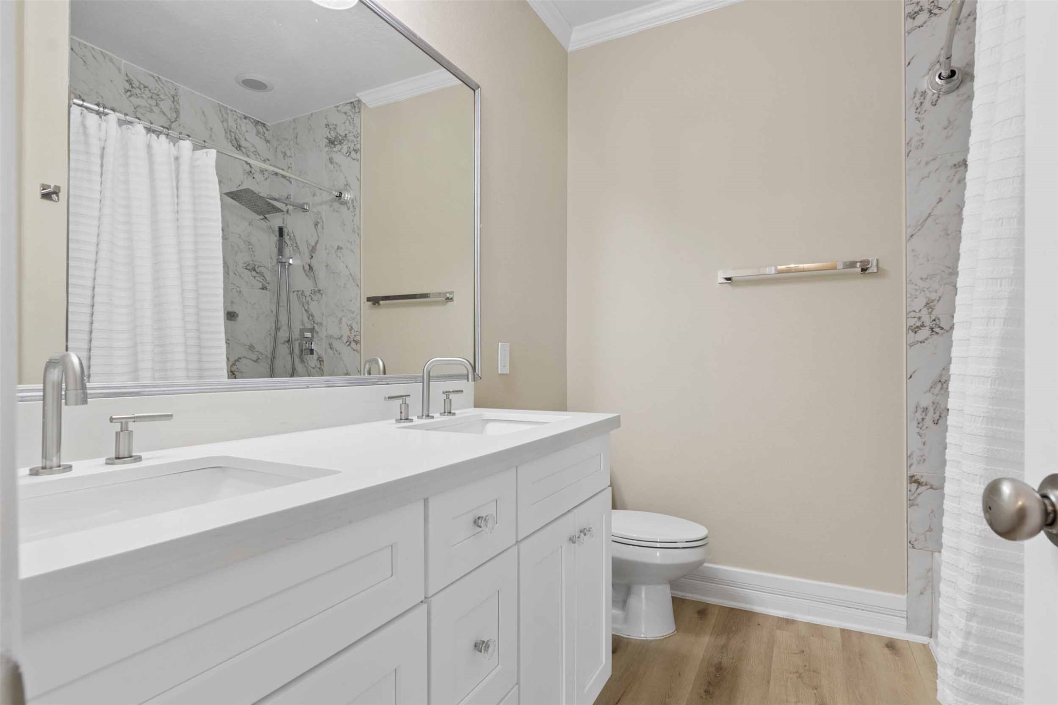 4630 Shadow Grass Dr Property Photo 25