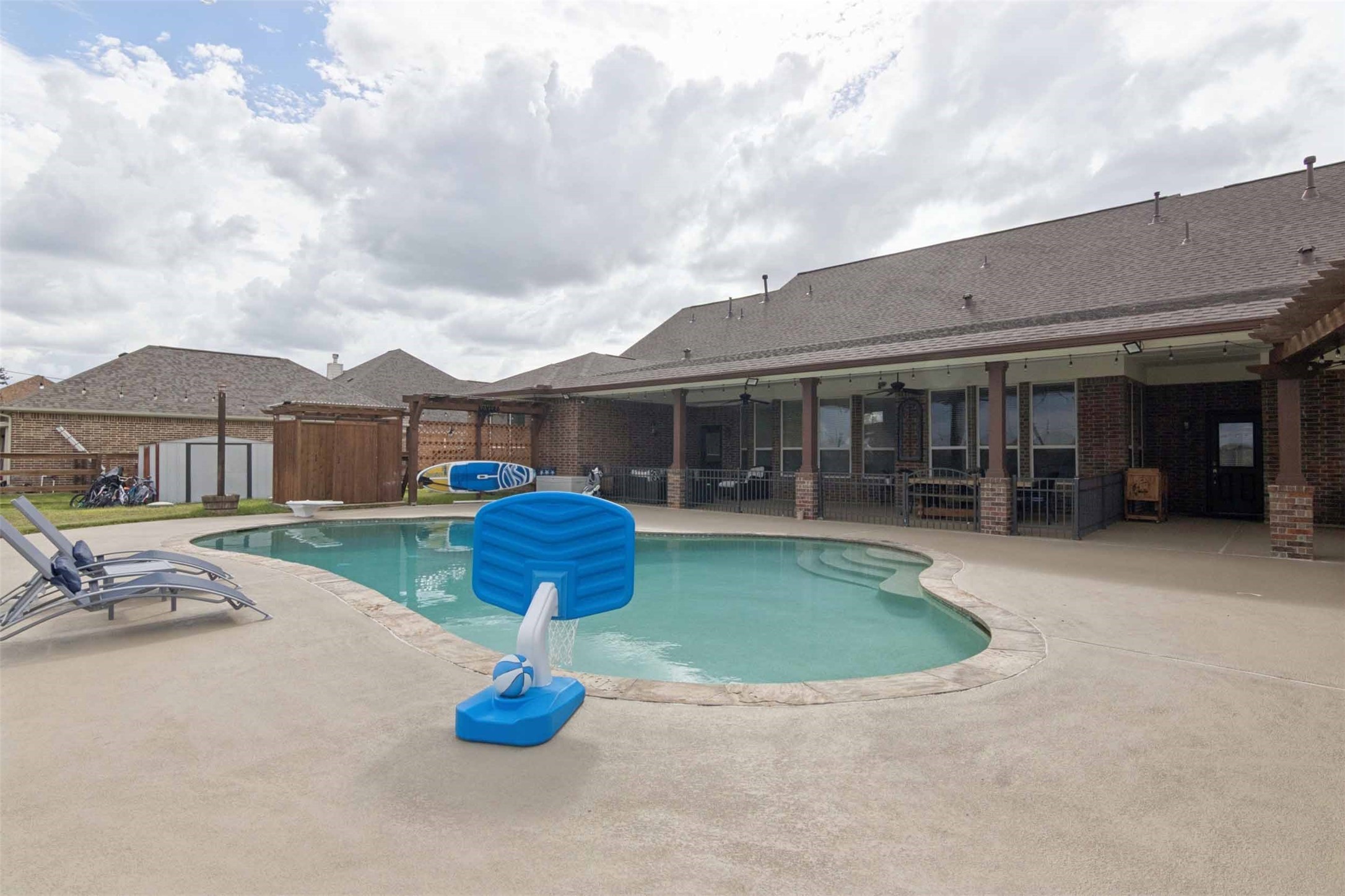 4630 Shadow Grass Dr Property Photo 31