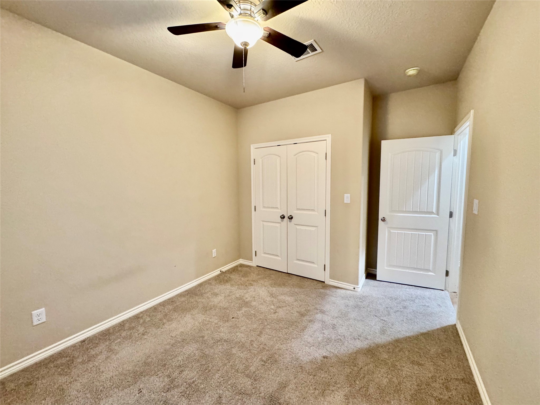 25 Shallow Springs Property Photo 25