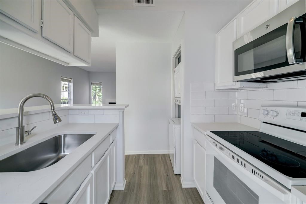 7575 Cambridge Street 2101 Property Photo 10