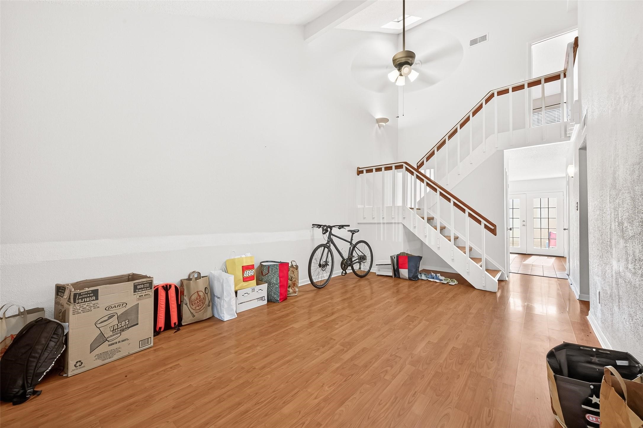 11677 Village Place Drive Property Photo 12