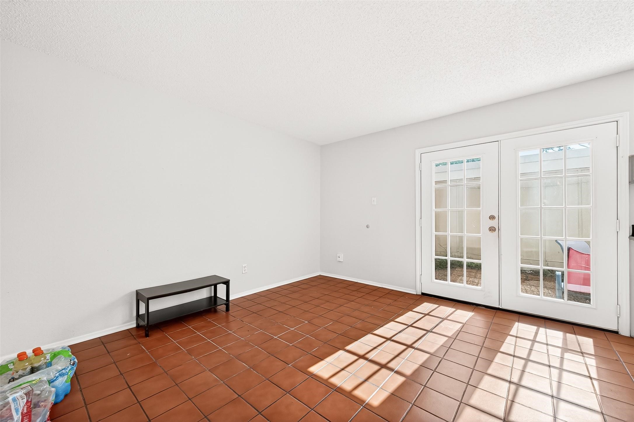 11677 Village Place Drive Property Photo 14
