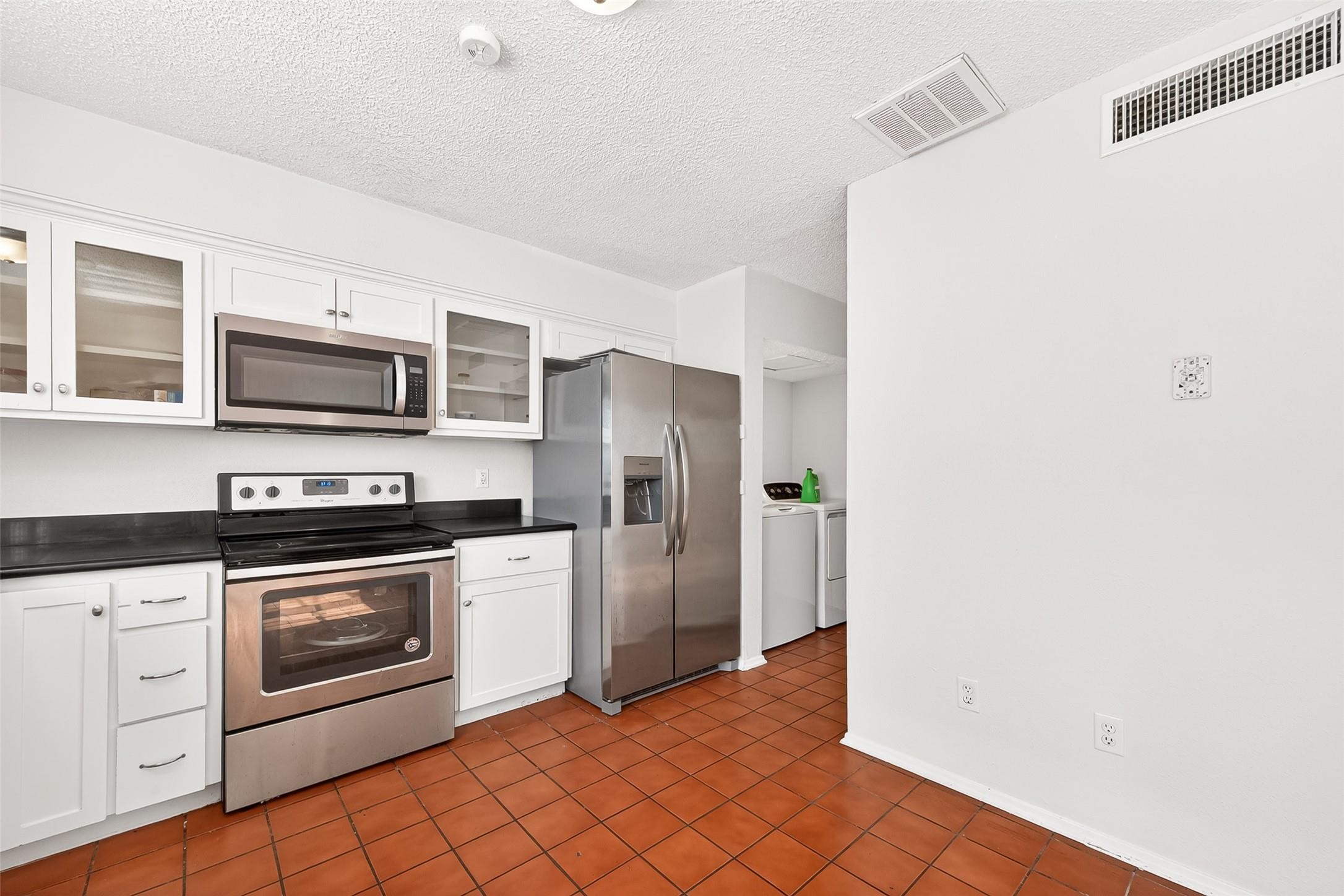 11677 Village Place Drive Property Photo 19